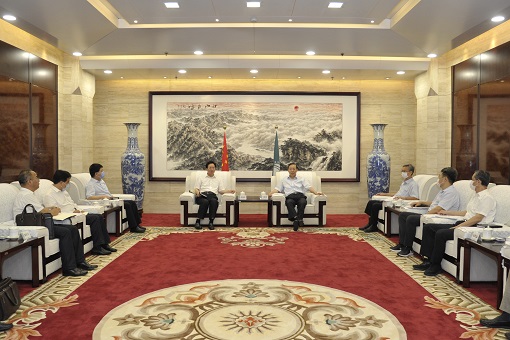國家電網(wǎng)有限公司總經(jīng)理、黨組副書記辛保安會見甘肅省政協(xié)副主席、慶陽市委書記贠建民