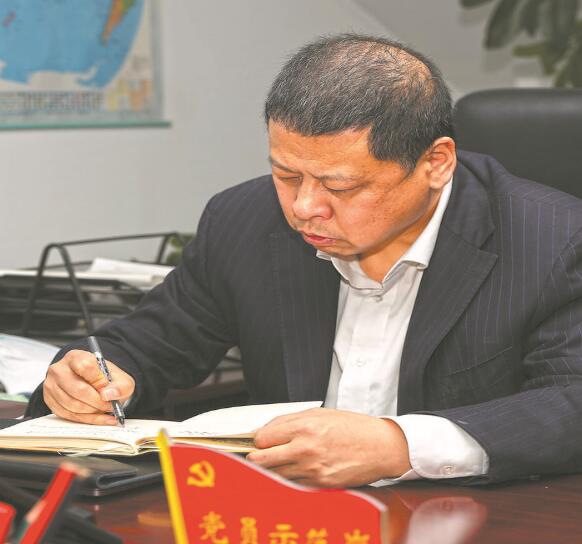 有他在，大家心里就有底了——記國家電網(wǎng)有限公司特等勞動模范汪波