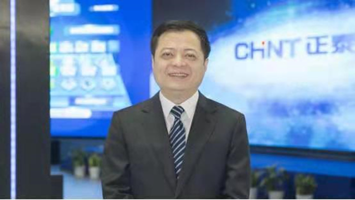 政協(xié)委員、正泰集團(tuán)南存輝：圍繞電力新能源主方向做文章，推動(dòng)綠色轉(zhuǎn)型新發(fā)展