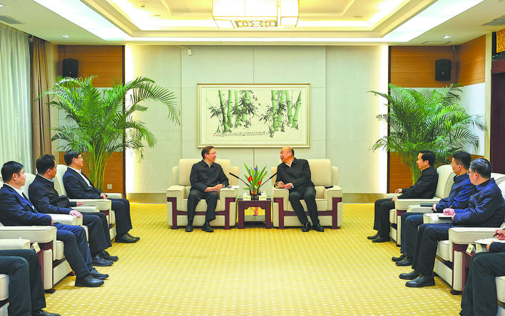 國家電網(wǎng)董事長、黨組書記辛保安拜會陜西省委書記劉國中、省長趙一德