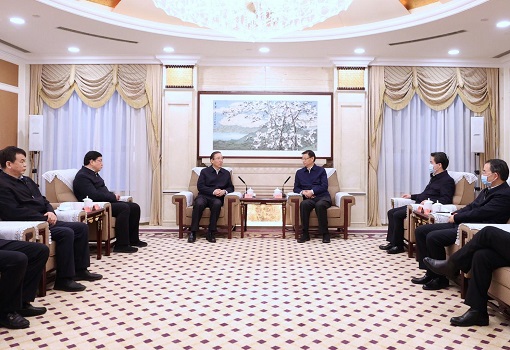 國家電網(wǎng)董事長辛保安、總經(jīng)理張智剛與江蘇省省長許昆林舉行會談