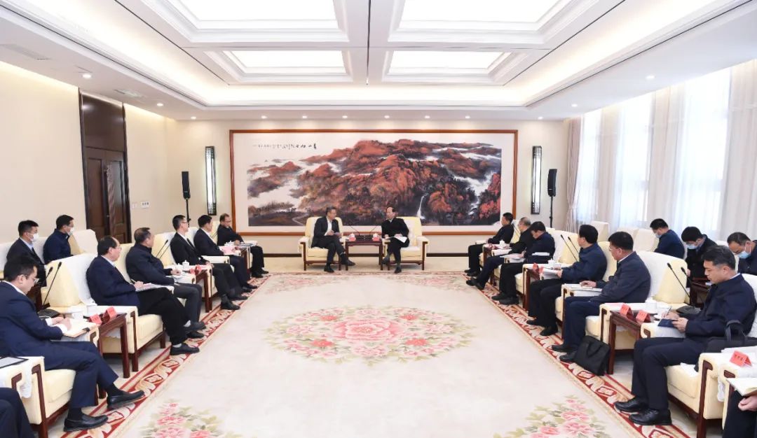 錢智民、江毅拜會(huì)內(nèi)蒙古自治區(qū)黨委書記、人大常委會(huì)主任石泰峰