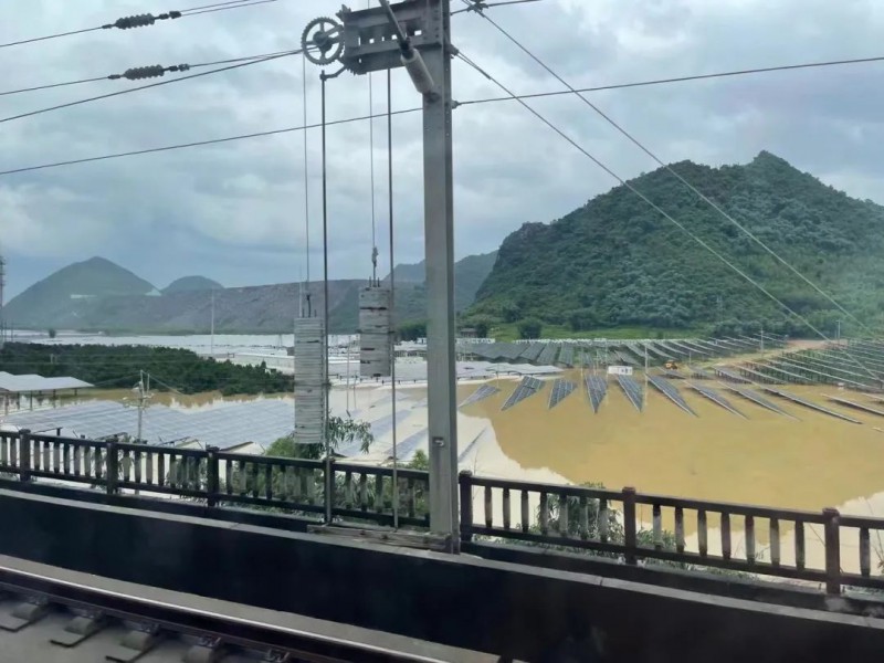 地面電站秒變漂浮電站，又一光伏電站被水淹！