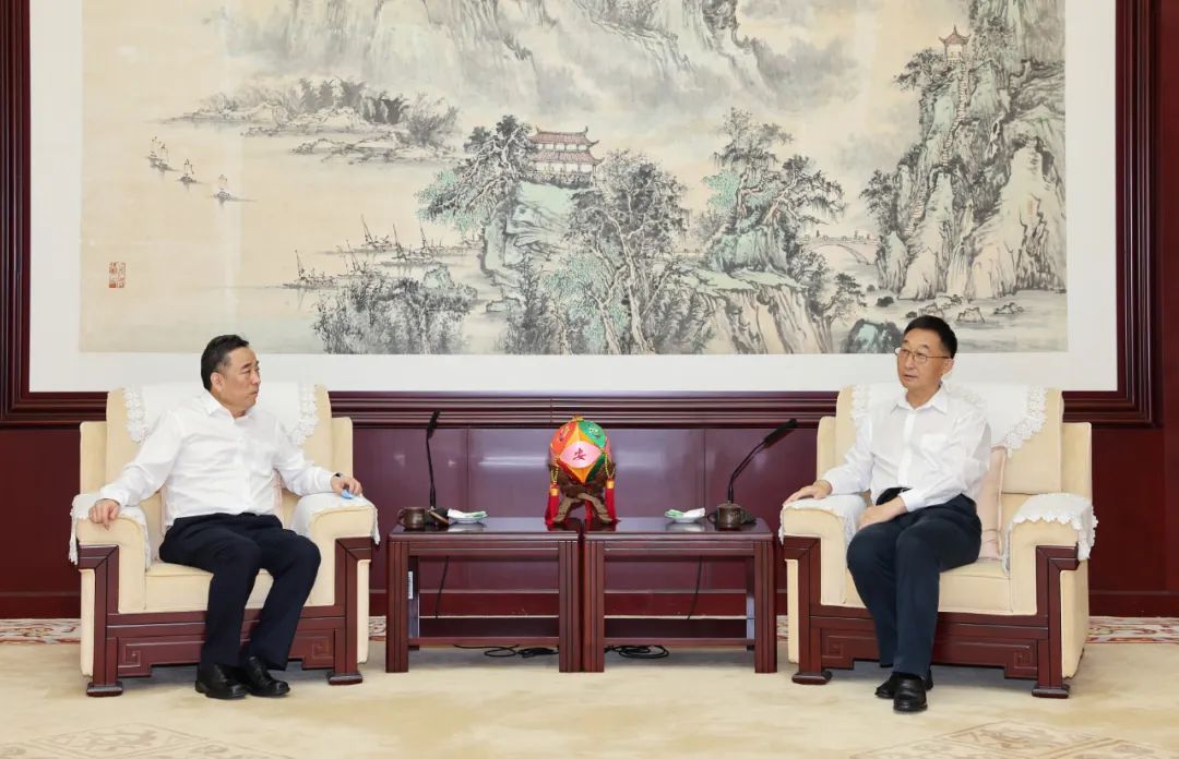 宋海良拜會(huì)廣西壯族自治區(qū)黨委書記劉寧、自治區(qū)主席藍(lán)天立