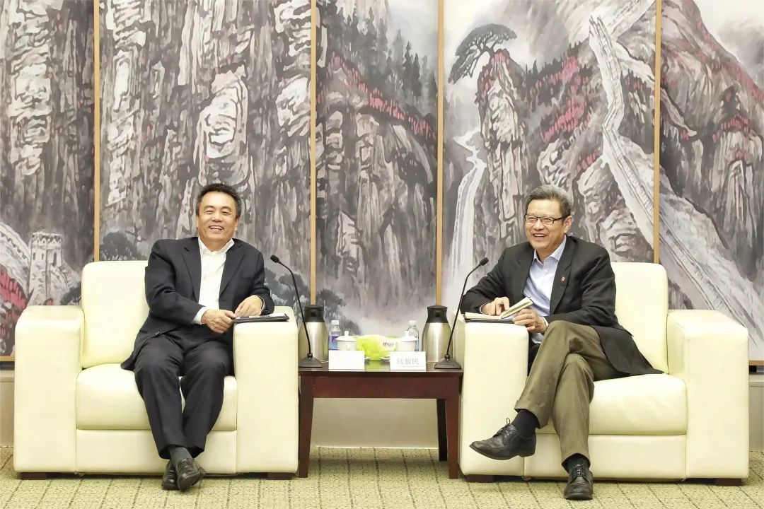 國家電投黨組書記、董事長錢智民會(huì)見哈電集團(tuán)黨委書記、董事長曹志安