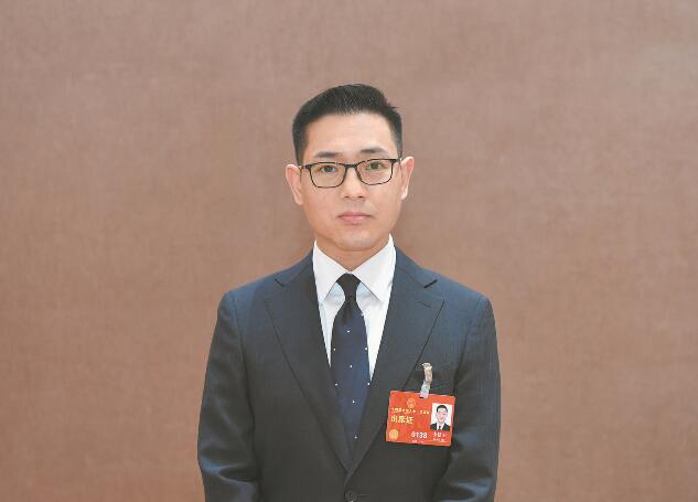 推動清潔能源發(fā)展 促進綠色低碳轉(zhuǎn)型——訪全國人大代表、河北寶信物流有限公司總經(jīng)理李建衛(wèi)