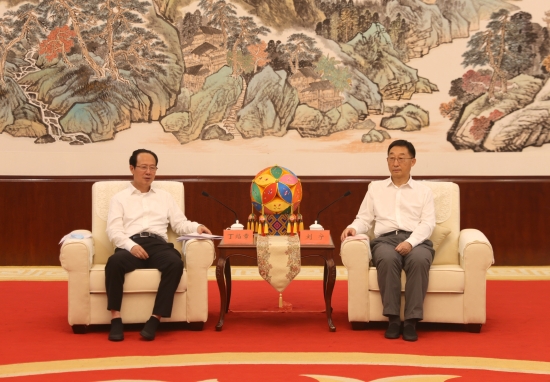 中國電建黨委書記、董事長丁焰章拜會(huì)廣西壯族自治區(qū)黨委書記劉寧、自治區(qū)主席藍(lán)天立