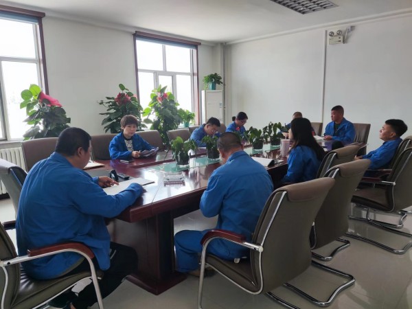 烏海市千里山供電公司：學(xué)好政務(wù)處分法，增強履職盡責(zé)能力