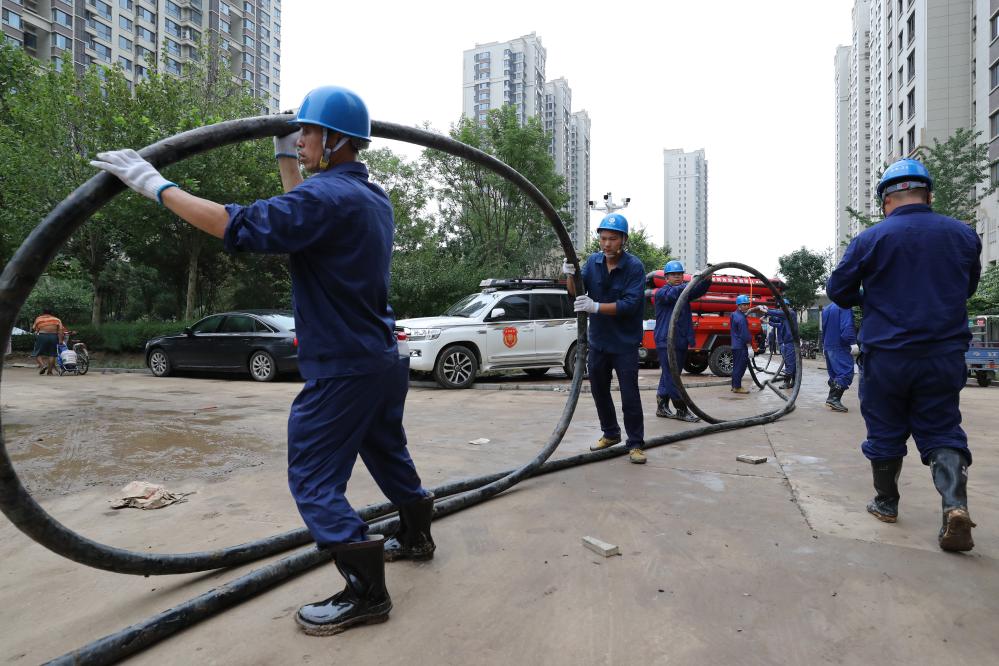 電來了，光就來了——河北涿州加快電力設(shè)施搶修見聞