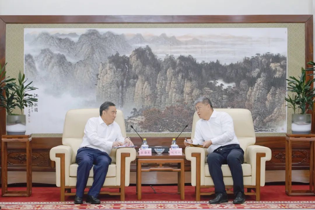 中國能建黨委書記、董事長宋海良與國家能源集團(tuán)黨組書記、董事長劉國躍會談