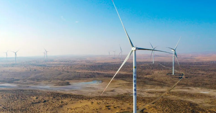402.6MW！山東能源集團(tuán)又一大型風(fēng)電項(xiàng)目完成全部吊裝