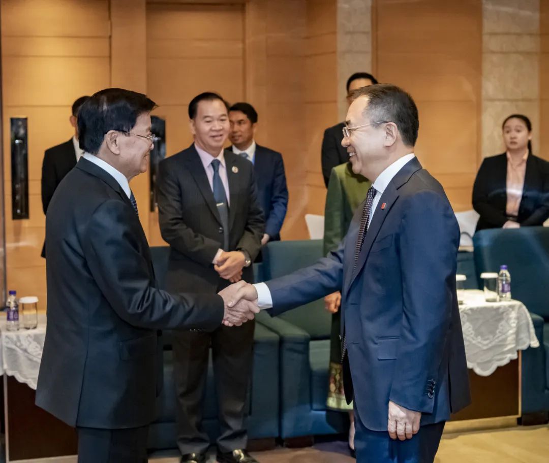 大唐集團(tuán)黨組書記、董事長鄒磊拜會(huì)老撾國家主席通倫·西蘇里