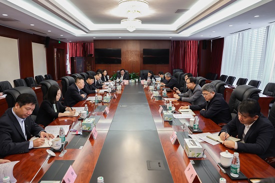 華能集團(tuán)總經(jīng)理、黨組副書記鄧建玲拜訪中國進(jìn)出口銀行黨委副書記、行長任生俊