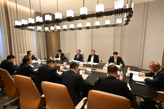 丁焰章與近期新任職子企業(yè)黨委書記、董事長進行集體談話