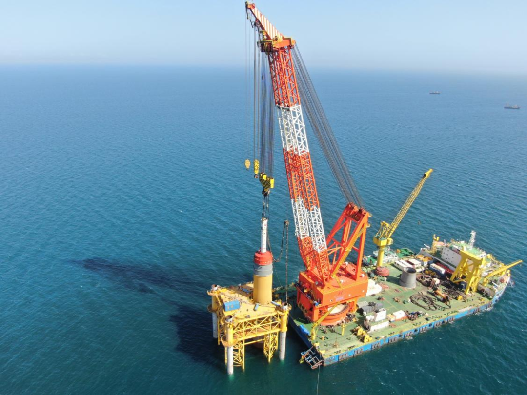 海南省首根海上風(fēng)電樁基下海，這個(gè)示范項(xiàng)目正式開工！
