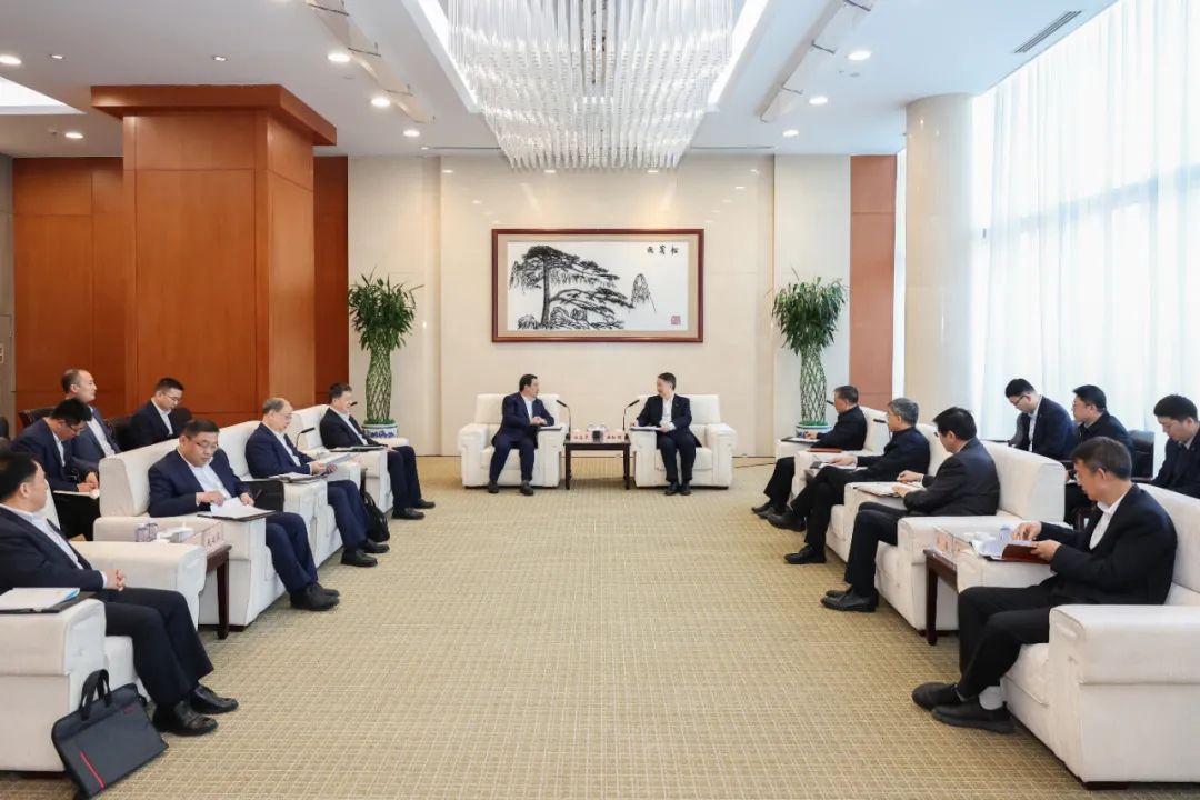 華能集團(tuán)董事長溫樞剛會見中國電氣裝備董事長白忠泉、總經(jīng)理周群