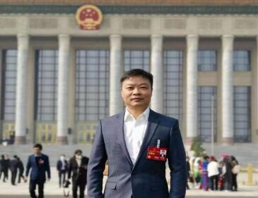 【兩會好聲音】全國人大代表、小鵬汽車董事長何小鵬：探索限定場景無人駕駛法規(guī)，助力車網融合和低空經濟騰飛