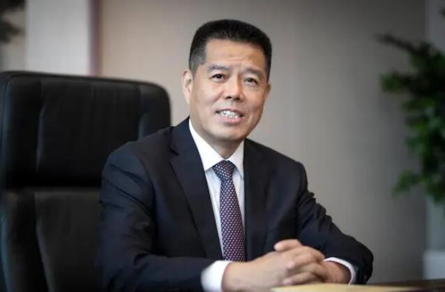 加快推動傳統(tǒng)煤炭企業(yè)向新能源企業(yè)轉型發(fā)展——訪全國人大代表，山東能源集團黨委書記、董事長 李偉