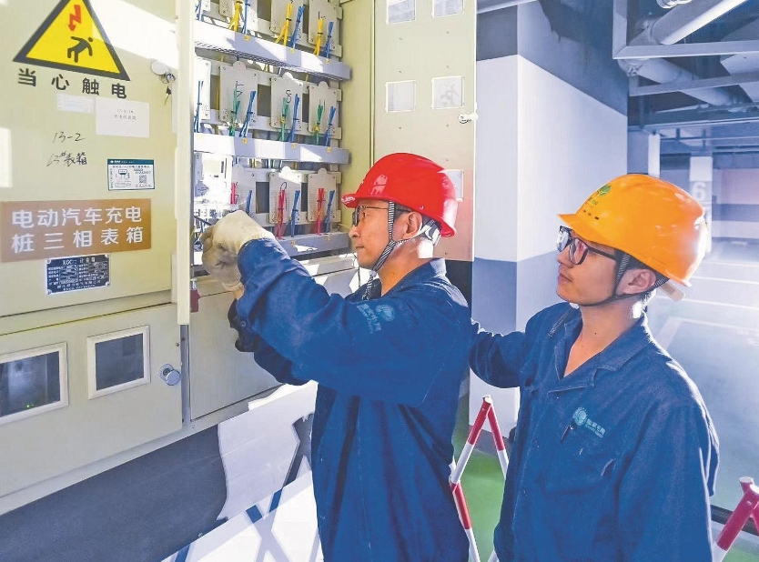 于洪波：讓配電網(wǎng)線路“零閃?！? width=